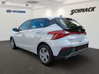 Gebraucht Hyundai i20 Select 79 PS (58 kW) 2024 Weiß Limousine