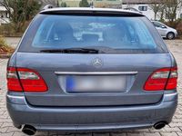 Gebraucht Mercedes E280 190 PS (139 kW) 2008 Grau Kombi