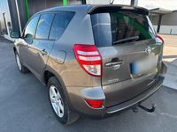 Gebraucht Toyota RAV4 150 PS (110 kW) 2011 Braun SUV