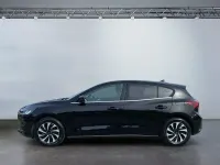 Neu Ford Focus Titanium 155 PS (114 kW) 2025 Agate black Limousine
