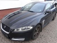 Używany Jaguar XF 200 KM (147 kW) 2013 Czarny Sedan/Limuzyna