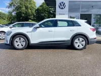 Gebraucht Audi e-tron 300 kW (408 PS) 2022 Gletscherweiß metallic SUV