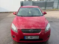 Gebraucht Kia Ceed 126 PS (92 kW) 2007 Rot Kleinwagen