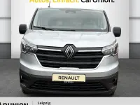Neu Renault Trafic Komfort 150 PS (110 kW) 2025 Grau Van / Kleinbus