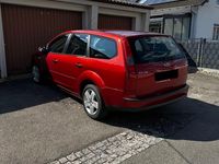 Second-hand Ford Focus Style 109 CP (80 kW) 2007 Roșu Berlinǎ