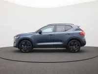 Neu Volvo XC40 Plus 197 PS (144 kW) 2026 Onyx black metallic SUV