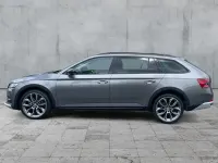 Gebraucht Skoda Superb Scout 4x4 200 PS (147 kW) 2023 Graphitegrau metallic Kombi