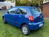 Second-hand VW Fox 54 CP (39 kW) 2005 Albastru Hatchback