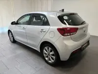 Gebraucht Kia Rio Vision 84 PS (61 kW) 2023 Silber Limousine