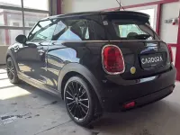 Gebraucht Mini Cooper SE 135 kW (184 PS) 2021 Schwarz Kleinwagen