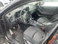 Używany Mazda 3 148 KM (108 kW) 2013 Czarny Sedan/Limuzyna