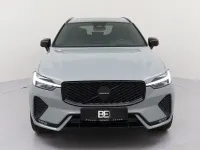 Neu Volvo XC60 Plus 250 PS (183 kW) 2026 Grau SUV