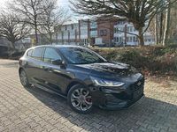 Gebraucht Ford Focus ST-Line 125 PS (91 kW) 2023 Schwarz Limousine