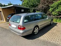 Gebraucht Mercedes E220 Classic 143 PS (105 kW) 2000 Silber Kombi