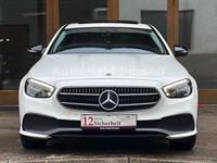 Usado Mercedes E200 Night 197 CV (144 kW) 2022 Blanco Berlina