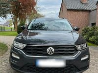 Second-hand VW T-Roc 116 CP (85 kW) 2019 Gri SUV