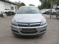 Gebraucht Opel Astra Edition 105 PS (77 kW) 2005 Silber Limousine