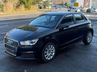 Gebraucht Audi A1 Basis 116 PS (85 kW) 2015 Brillantschwarz Kleinwagen