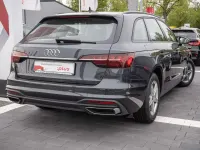 Gebraucht Audi A4 Business 163 PS (119 kW) 2023 Grau Kombi