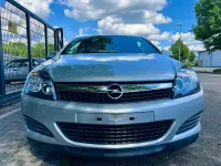 Gebraucht Opel Astra GTC Edition 90 PS (66 kW) 2008 Silber Limousine