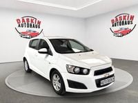 Gebraucht Chevrolet Aveo LT 101 PS (74 kW) 2011 Weiß Kleinwagen