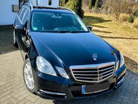 Gebraucht Mercedes E250 Avantgarde 204 PS (150 kW) 2012 Schwarz Kombi