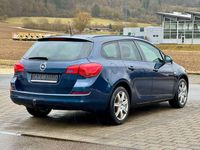 Gebraucht Opel Astra Design Edition 110 PS (80 kW) 2011 Blau Kombi