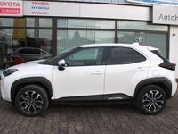 Gebraucht Toyota Yaris Hybrid Team 116 PS (85 kW) 2022 Super white 2 SUV