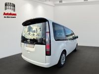Gebraucht Hyundai Staria Trend 224 PS (164 kW) 2025 Weiss Van / Kleinbus