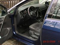 Gebraucht VW Golf VII Life 150 PS (110 kW) 2019 Blau Limousine