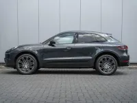 Gebraucht Porsche Macan 252 PS (185 kW) 2016 Vulkangraumetallic SUV