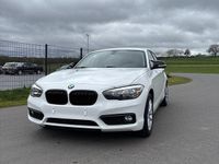 Gebraucht BMW 118 Advantage 136 PS (100 kW) 2018 Weiß Kleinwagen