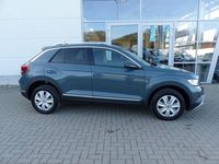 Gebraucht VW T-Roc Style 150 PS (110 kW) 2024 Blau SUV