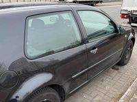 Gebraucht VW Golf IV 75 PS (55 kW) 2001 Schwarz Kleinwagen
