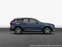 Gebraucht Volvo XC60 Plus 197 PS (144 kW) 2023 Denim blue metallic SUV