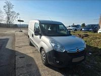 Gebraucht Opel Combo Selection 105 PS (77 kW) 2016 Silber Van / Kleinbus
