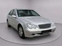 Gebraucht Mercedes C180 Classic 143 PS (105 kW) 2002 Silber Limousine