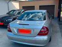 Gebraucht Mercedes E220 Avantgarde 150 PS (110 kW) 2004 Silber Limousine