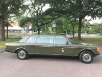 Gebraucht Mercedes 250 129 PS (94 kW) 1980 Grün Limousine