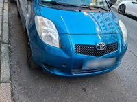 Gebraucht Toyota Yaris 69 PS (50 kW) 2007 Blau Kleinwagen