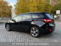 Gebraucht Hyundai i30 Style 136 PS (100 kW) 2017 Schwarz Kombi