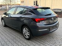 Gebraucht Opel Astra Edition 105 PS (77 kW) 2016 Grau Limousine