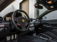Second-hand Ferrari 599 670 CP (492 kW) 2010 Roșu