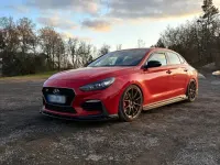Gebraucht Hyundai i30 275 PS (202 kW) 2019 Rot Limousine