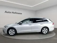 Gebraucht VW Golf VII Life 150 PS (110 kW) 2021 Reflex silver metallic Kleinwagen