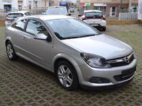 Gebraucht Opel Astra Innovation 101 PS (74 kW) 2009 Starsilber iii m2 Kleinwagen