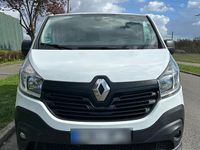 Gebraucht Renault Trafic 120 PS (88 kW) 2017 Weiß Van / Kleinbus
