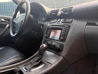 Gebraucht Mercedes C220 143 PS (105 kW) 2003 Silber Kombi
