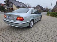 Gebraucht BMW 525 143 PS (105 kW) 1997 Silber Limousine