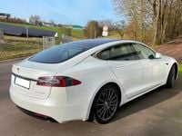 Gebraucht Tesla Model S Standard Range 386 kW (525 PS) 2020 Weiß Kleinwagen